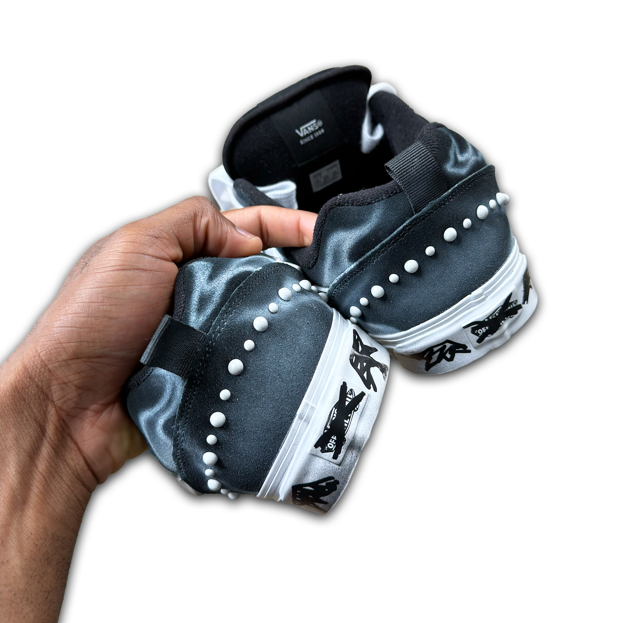 Airbrushed Pearlised Noir Vans